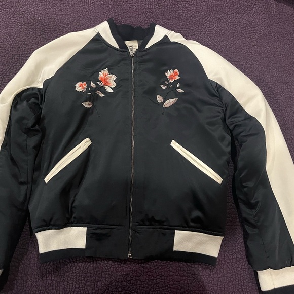 Silence + Noise Flower bomber jacket - Picture 3 of 12